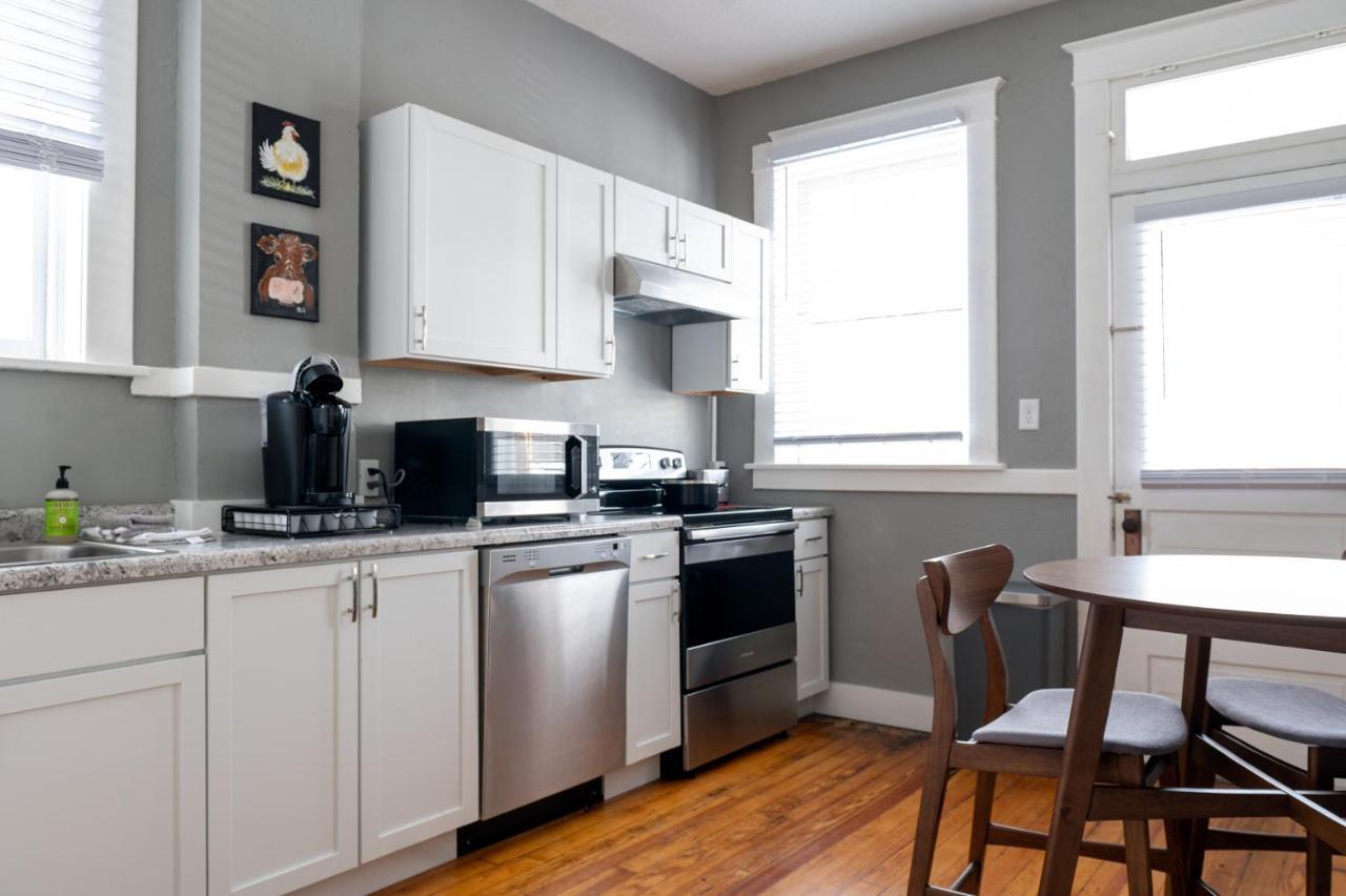 Updated 3 Bedroom Unit With Balcony! Cape Girardeau Eksteriør bilde